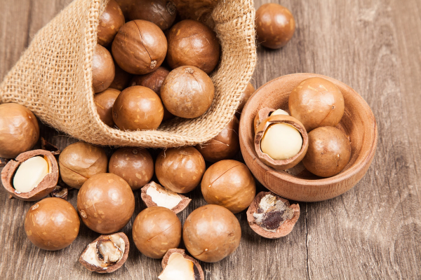 Wholesale Macadamia Nuts: Quality, Grades, and Packaging